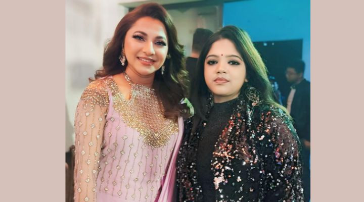 লিজার সঙ্গে একইমঞ্চে মুগ্ধতা ছড়ালেন মিতালীও